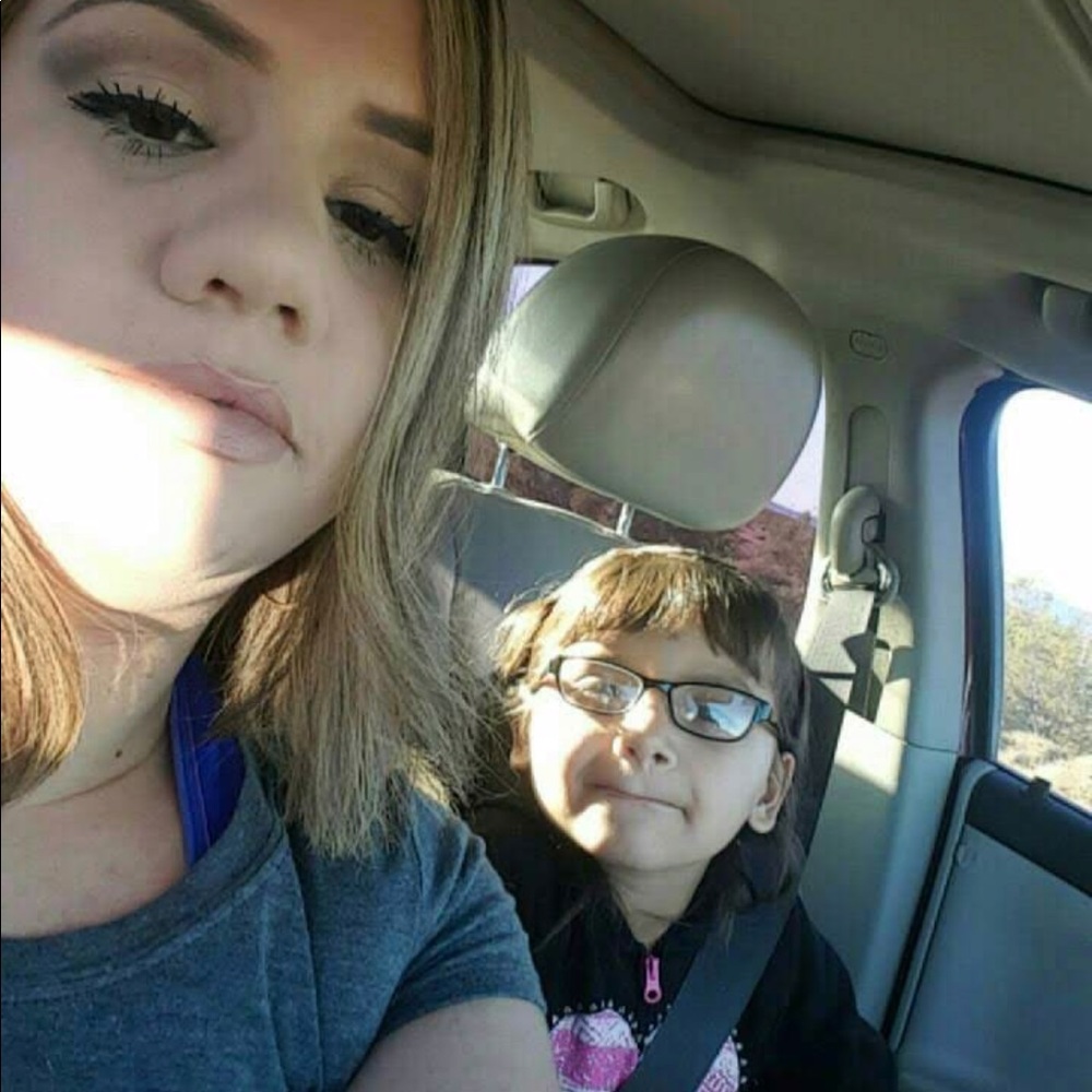 Meet your Posher, Candice